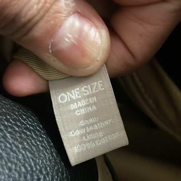 Banana Republic Black Leather Slouchy Shoulder Bag - Picture 13 of 13